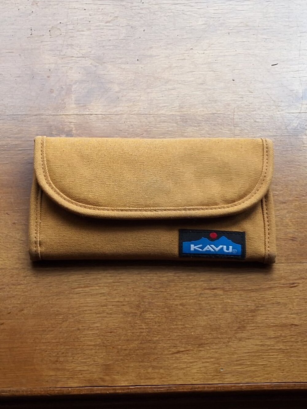 KAVU Big Spender Trifold Wallet ~ Mustard